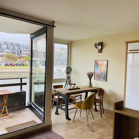 Ressourcement Et Bien Etre En Bord De دوفييل