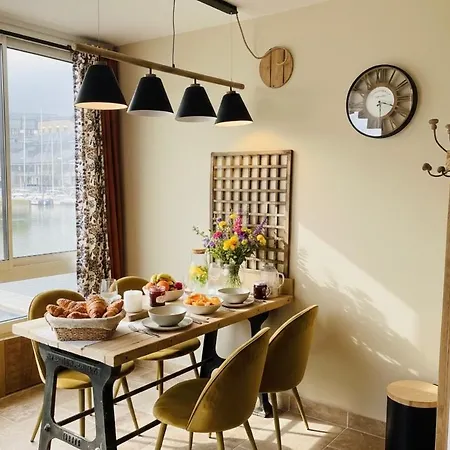 Escale De Luxe Sur La Marina Acces A Pied *