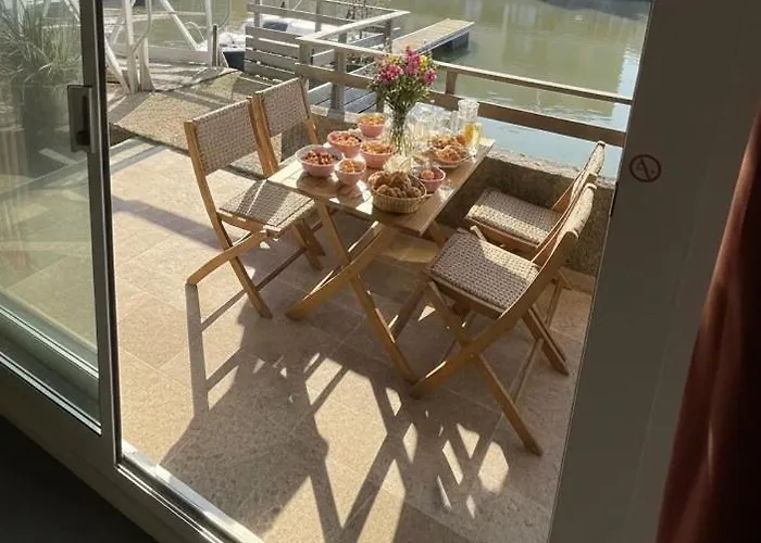 Escale De Luxe Sur La Marina Acces A Pied